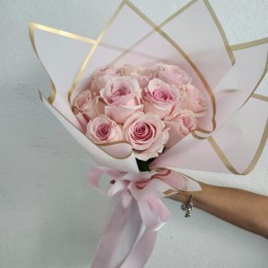 Hand Tied Bouquets & Floral Arrangements